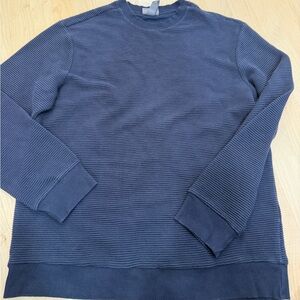 H&M Men's Navy Textured Ribbed Crewneck Sweatshirt